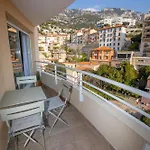 Somptueux Deux Pièces Vue + Parking Beausoleil