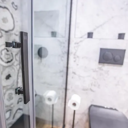 Somptueux Deux Pieces Vue + Parking Beausoleil